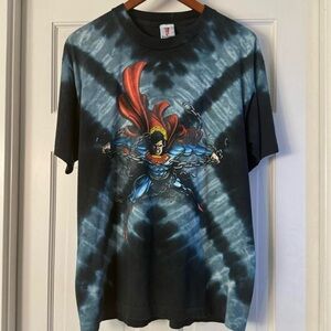 Vintage Six Flags Superman graphic tee DC Comics single stitch — Size M/L